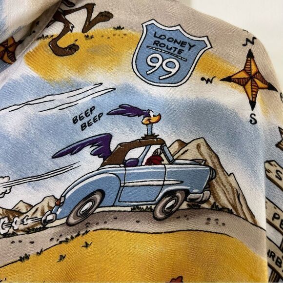 Looney Tunes Vintage Men’s Casual Button Down Shirt Bugs Bunny Road Trip XXL - Picture 8 of 9